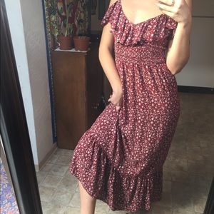 Flouncy red maxi dress 💃🏽💃🏽💃🏽